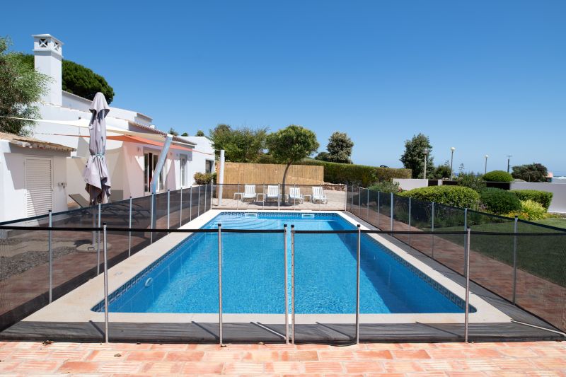 Best Pool Safety Fencing Contractors in Roswell, GA